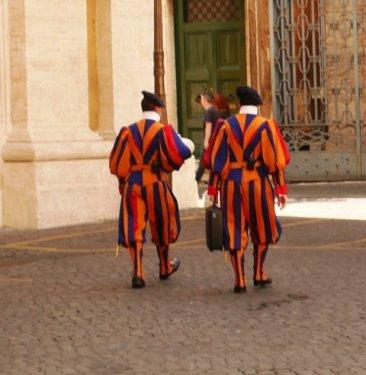 Vatikan'ın isviçreli muhafızları