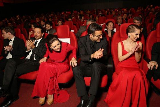 Aşk Kırmızı filminin galası