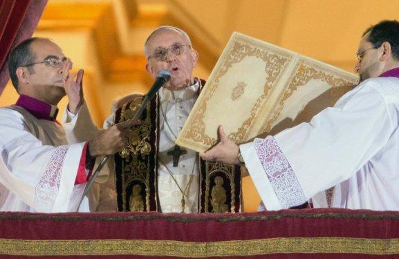 Yeni Papa Jorge Mario Bergoglio