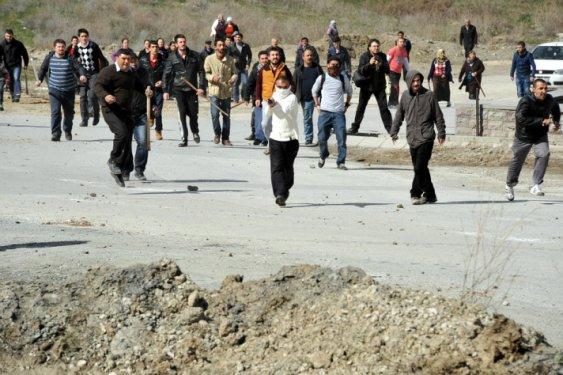 Ankara Dikmen'de gecekonducu terörü