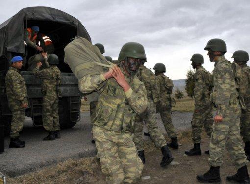 Gökyüzünün hakimi paraşütçü komandolar - Resim 17