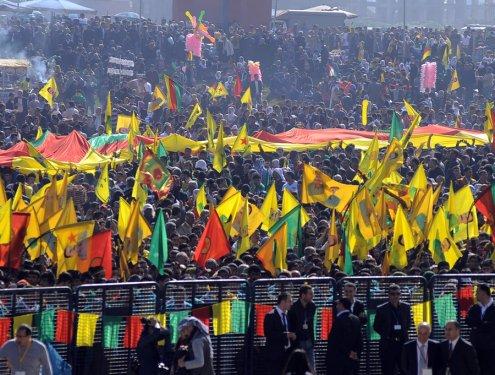 Diyarbakır'da tarihi Nevruz kutlaması