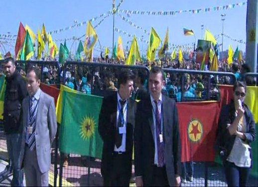 Diyarbakır'da tarihi Nevruz kutlaması