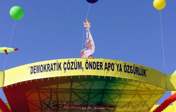 Diyarbakır'da tarihi Nevruz kutlaması