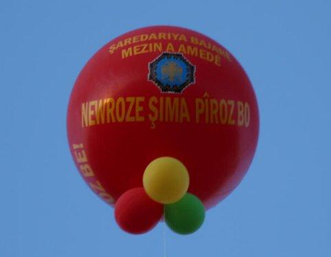 Diyarbakır'da tarihi Nevruz kutlaması