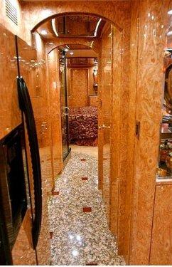 Cem Yılmaz'ın gösterisinde bahsettiği Kakabüs