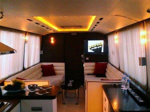 Cem Yılmaz'ın gösterisinde bahsettiği Kakabüs