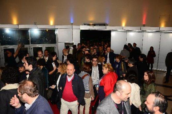 Eddie Izzard şovuna metroyla geldi