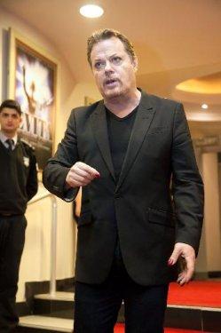 Eddie Izzard şovuna metroyla geldi