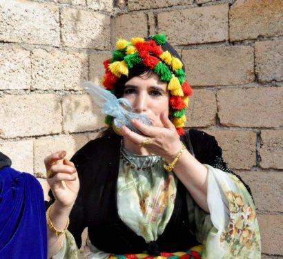 Öcalan'ın doğum gününde pasta kesildi