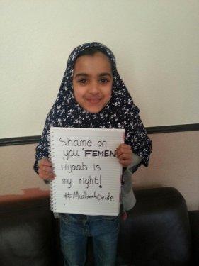 Müslüman Kadınlar FEMEN'e Karşı