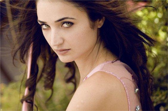 Hangi ünlü kimin akrabası