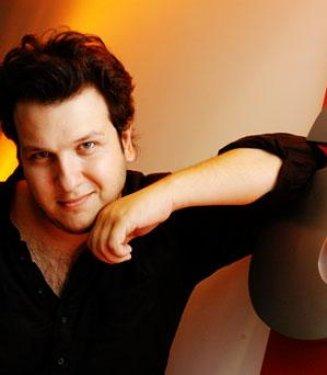 Hangi ünlü kimin akrabası