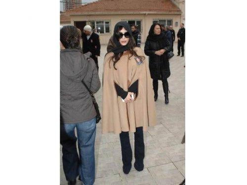 Timur Savcı'nın kardeşi gözyaşlarıyla uğurlandı