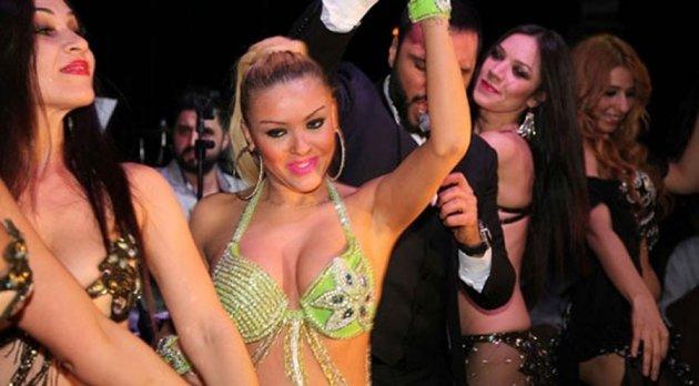 Alişan'ın dansözlü albüm tanıtımı