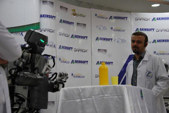 Yerli insansı robot AKINCI 2