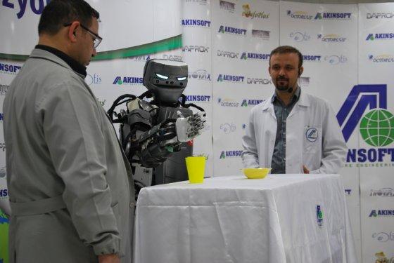 Yerli insansı robot AKINCI 2