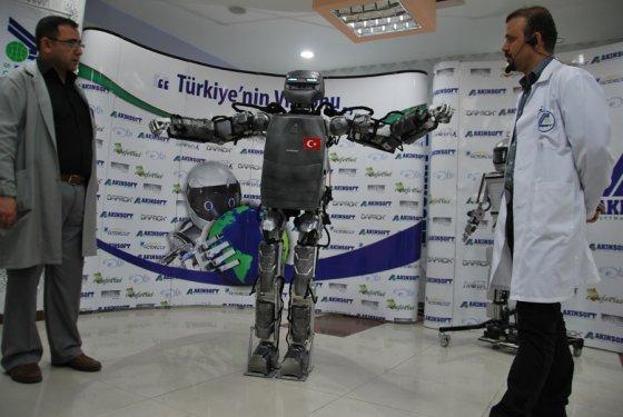 Yerli insansı robot AKINCI 2