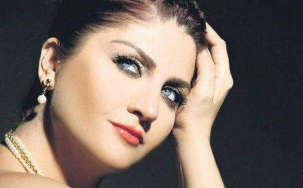 Ünlüler hangi takımı tutuyor