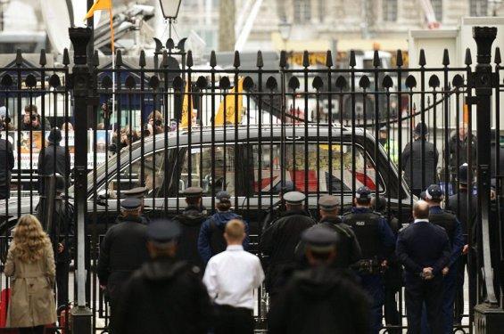  Margaret Thatcher uğurlanıyor