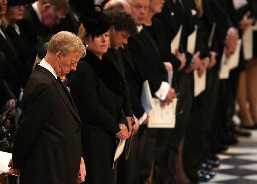  Margaret Thatcher uğurlanıyor