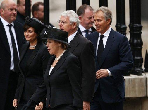  Margaret Thatcher uğurlanıyor