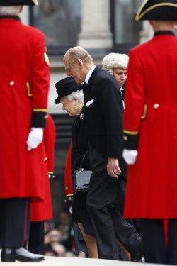  Margaret Thatcher uğurlanıyor