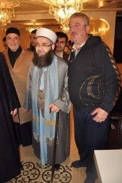 Lüks günah diyen Cübbeli'nin marka sever oğlu