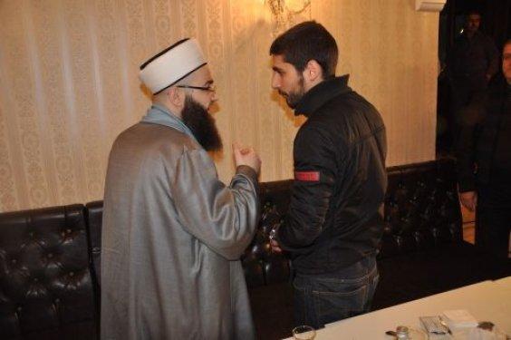 Lüks günah diyen Cübbeli'nin marka sever oğlu