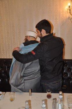 Lüks günah diyen Cübbeli'nin marka sever oğlu