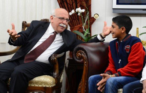 Nabi Avcı koltuğunu devretti