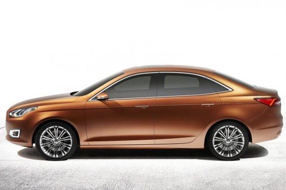 2013 Ford Escort Konsept Shangay’de görücüye çıktı