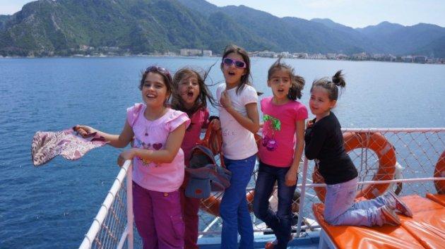 Diyarbakırlı 23 öğrenci ilk kez uçağa bindi