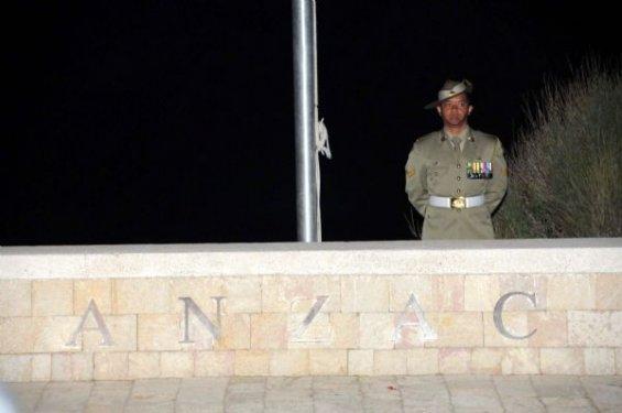 Çanakkale'de şafak yürüyüşü