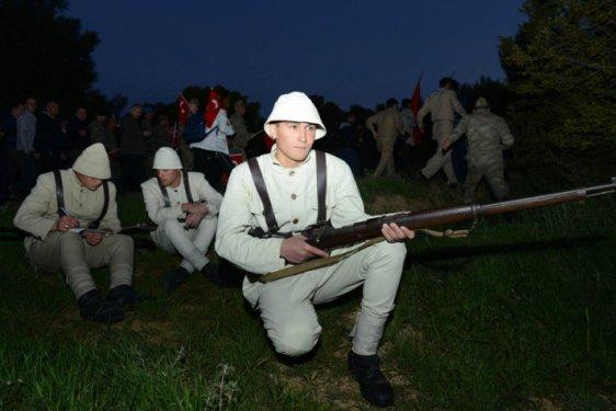 Çanakkale'de şafak yürüyüşü