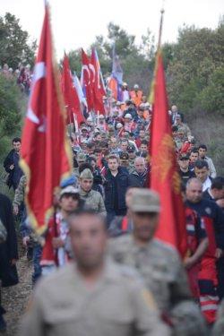 Çanakkale'de şafak yürüyüşü
