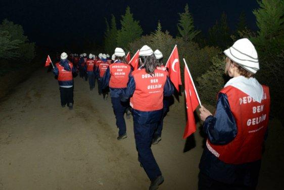 Çanakkale'de şafak yürüyüşü