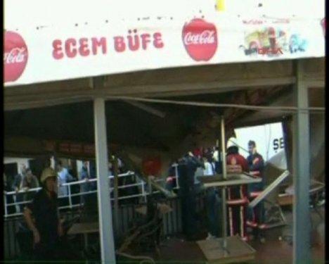 Kadıköy'deki Eminönü iskelesine vapur çarptı - Resim 11
