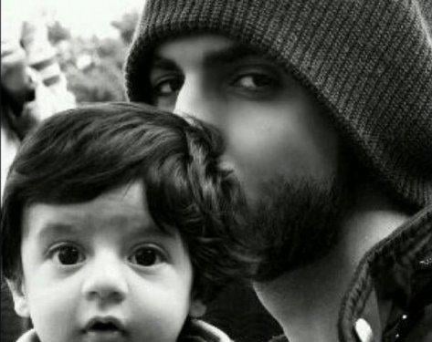 Yakışıklı olduğu için sınır dışı edildi