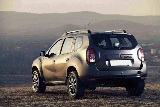 Dacia Duster'a mat dokunuş