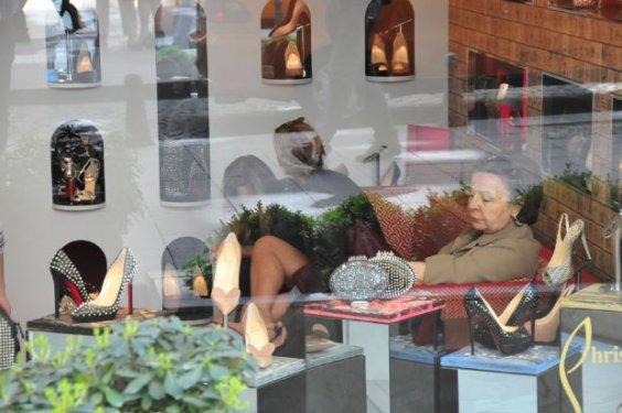 Saba Tümer farkında olmadan frikik verdi