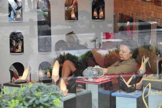 Saba Tümer farkında olmadan frikik verdi