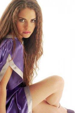 Aslı Tandoğan yeni sevgilisiyle Çeşme'de