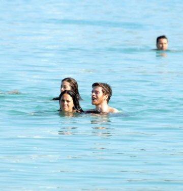 Aslı Tandoğan yeni sevgilisiyle Çeşme'de