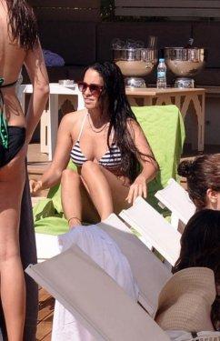 Aslı Tandoğan yeni sevgilisiyle Çeşme'de