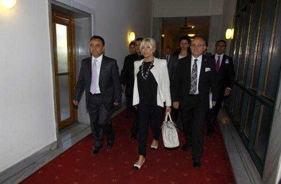 Meclis'te Ajda Pekkan rüzgarı