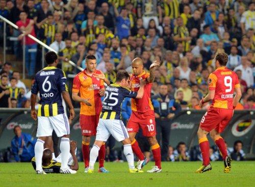 Fenerbahçe - Galatasaray maçının fotoğrafları