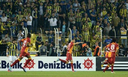 Fenerbahçe - Galatasaray maçının fotoğrafları