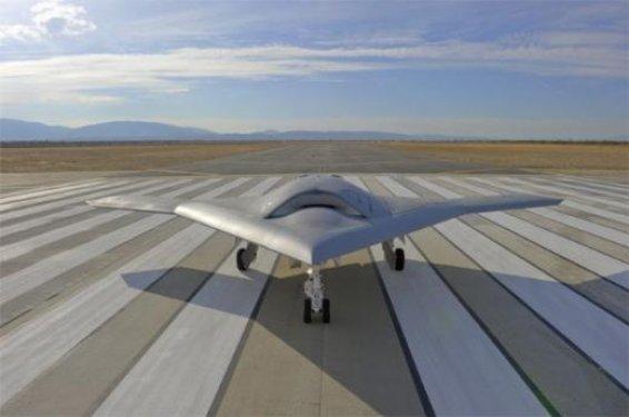 ABD'nin X-47 B Savaş Uçağı