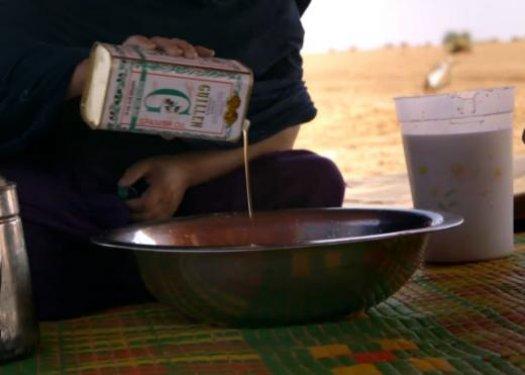 Moritanya'da kadınlar zorla şişmanlatılıyor